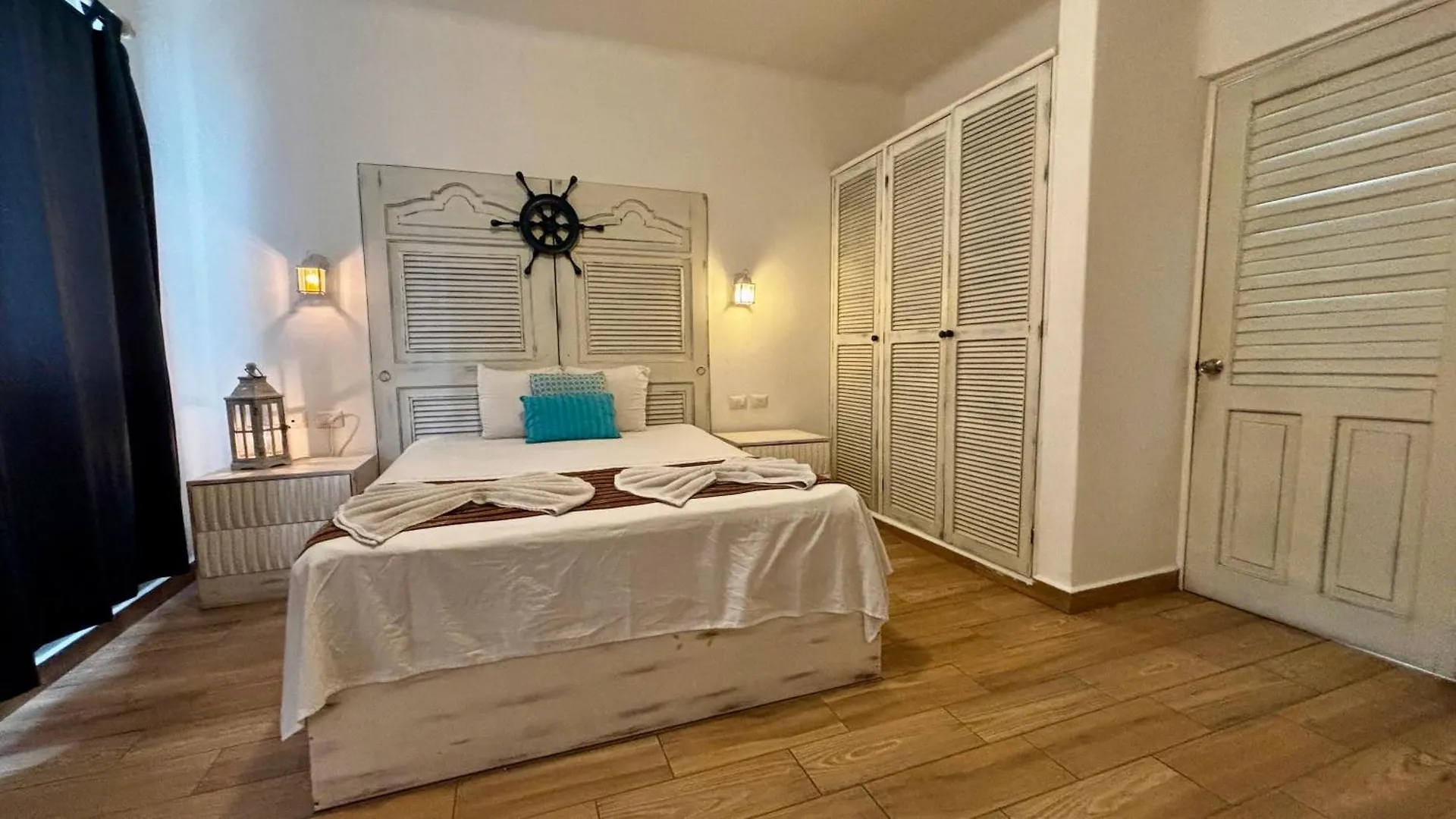 Coco Rio Hotel - Mamitas Beach Area 普拉亚卡门